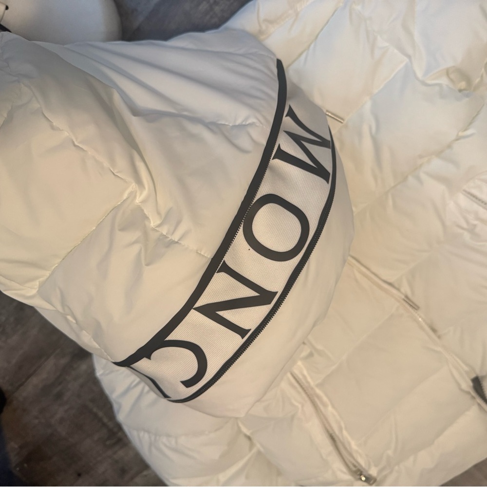 FW 24 MONCLER COAT